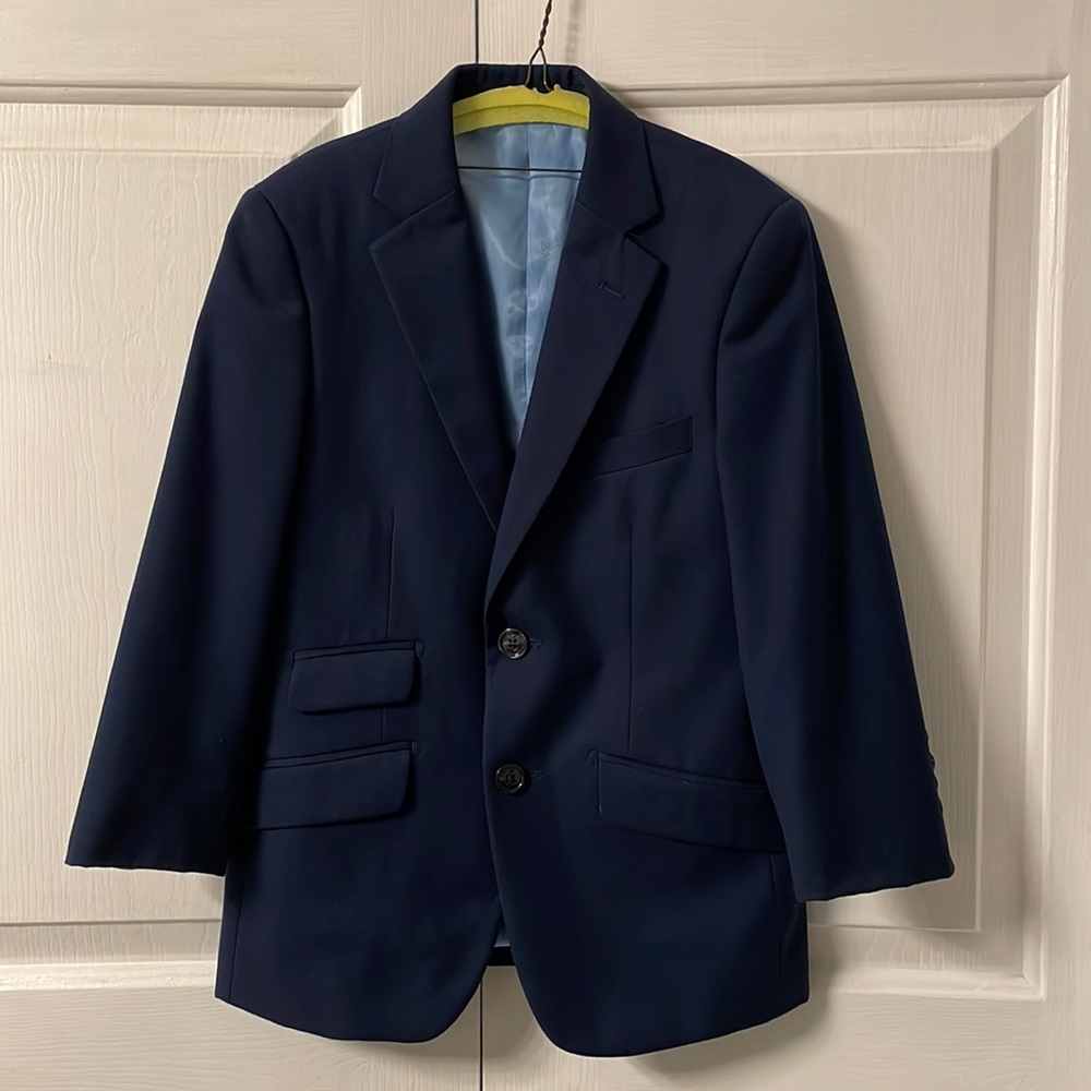 Boy’s Navy Suit Sz 8 - jacket & pants